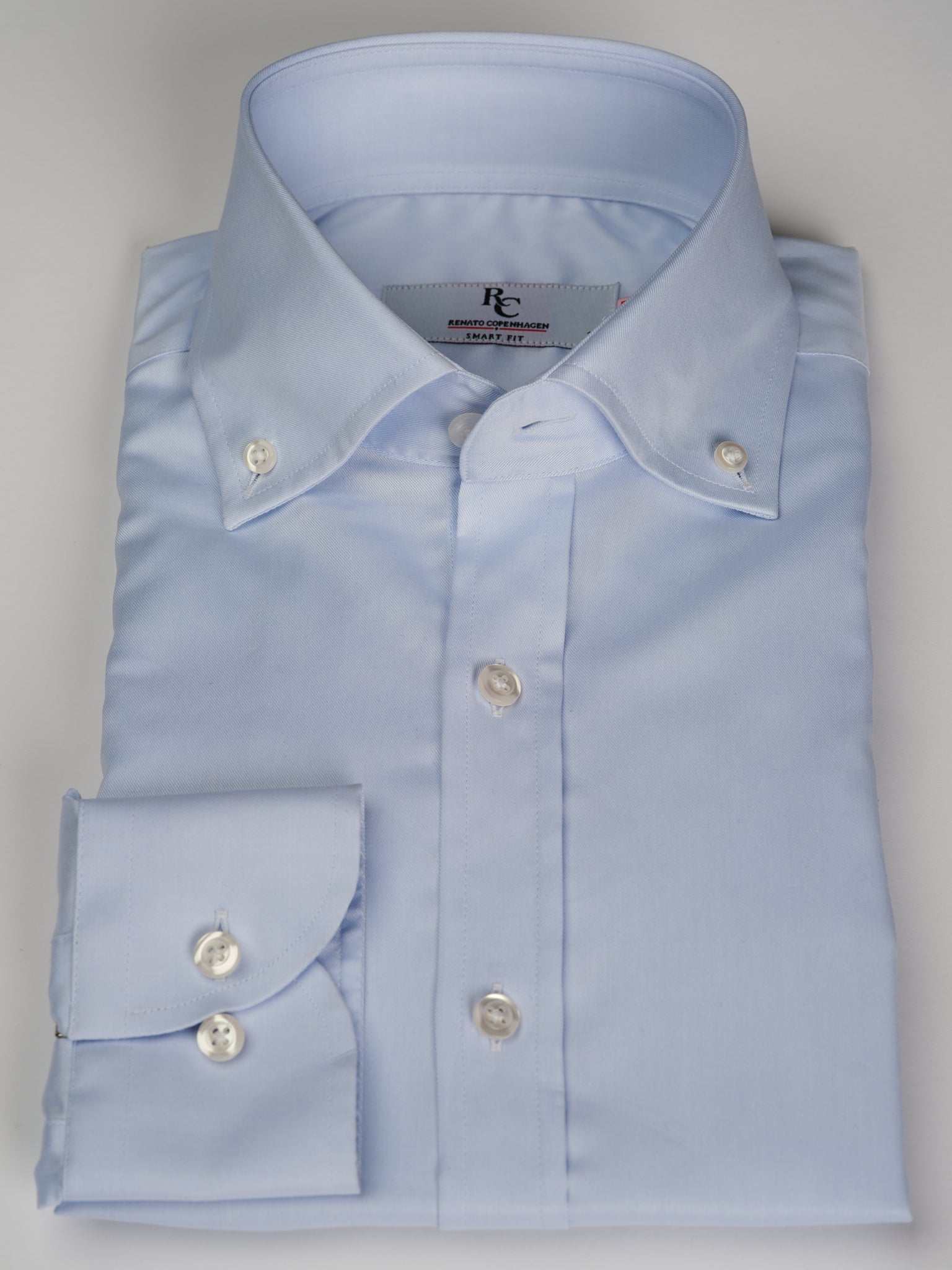 Confidence Basic - Button Down