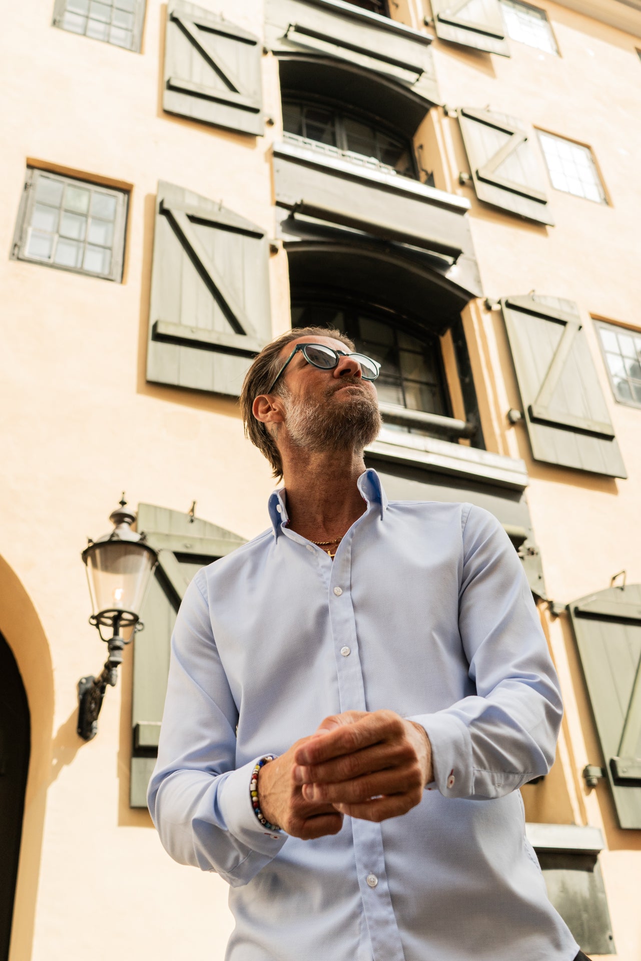 Confidence - Button Down