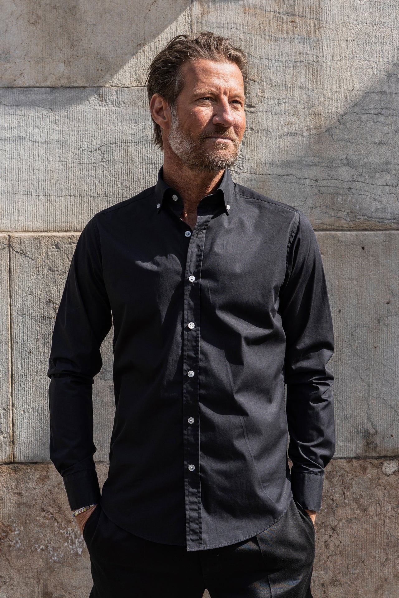 Explorer - Button Down