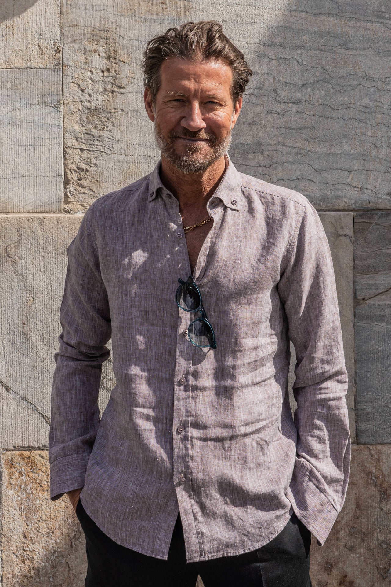 Collaboration - Button Down