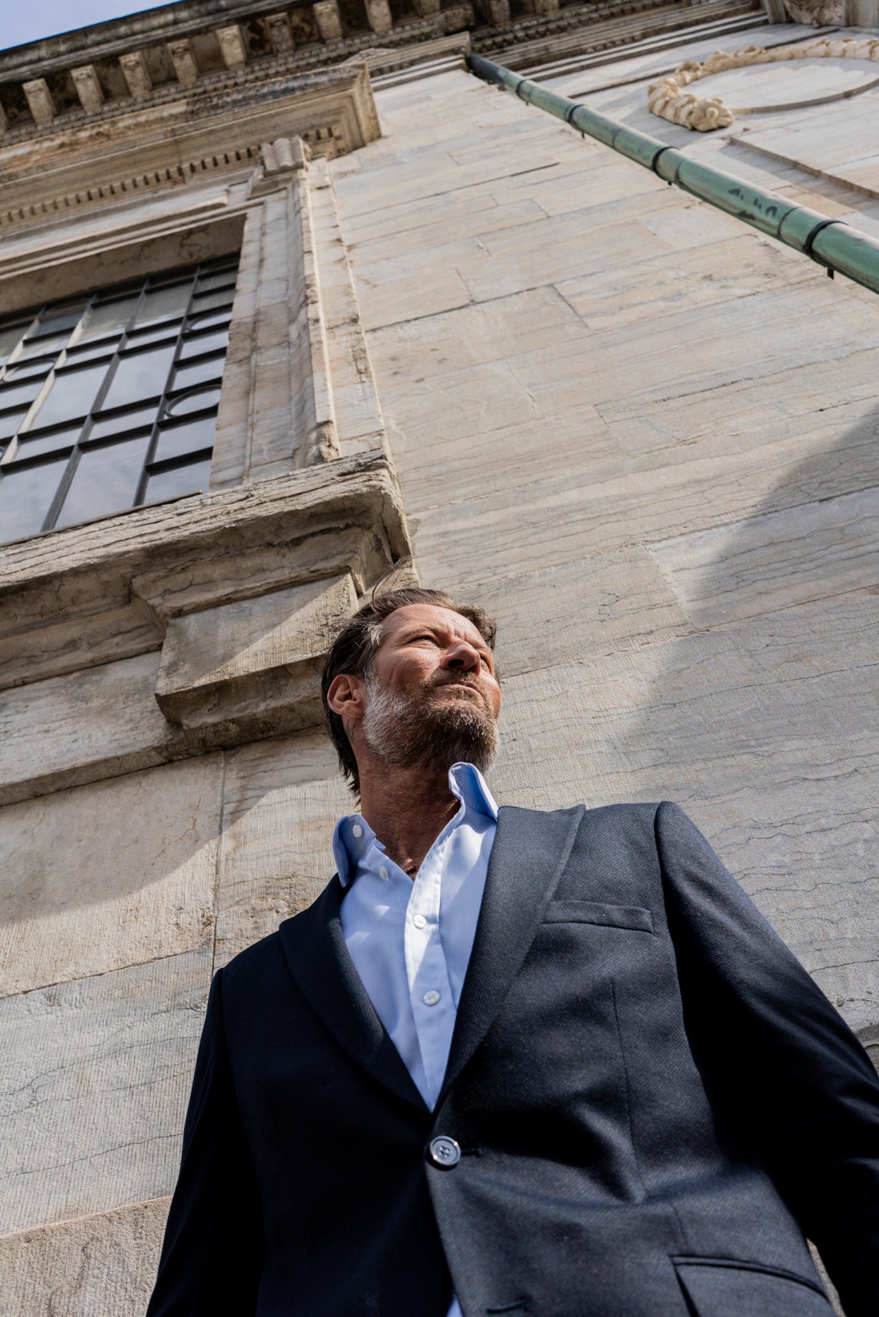 Confidence - Cutaway