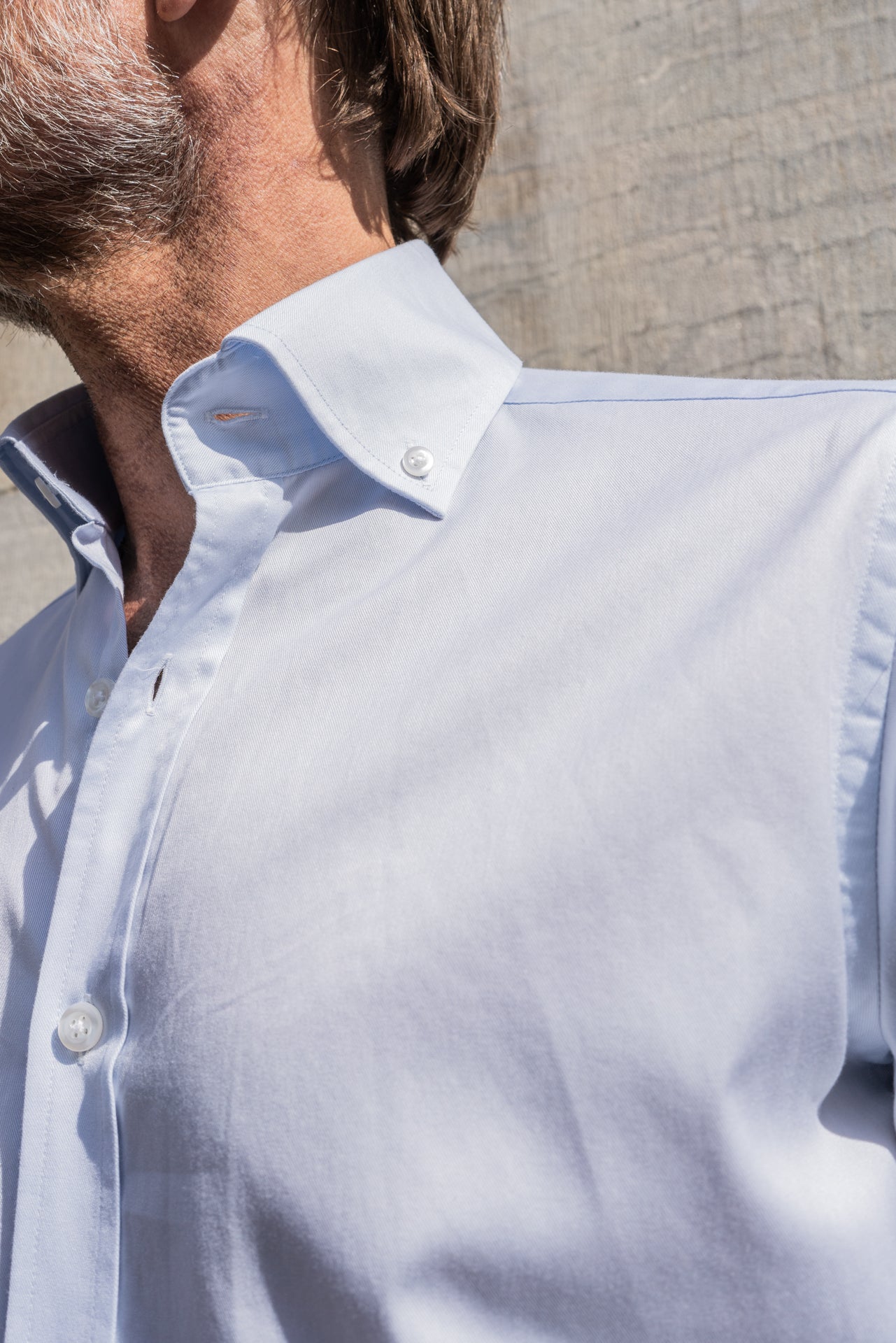 Confidence Basic - Button Down